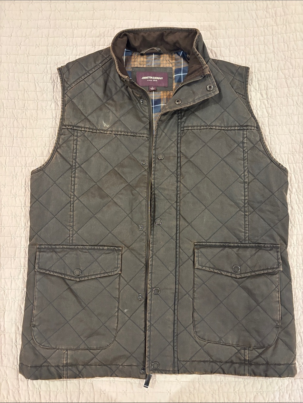 Johnston & Murphy Quilted Olive Brown Vest with Contrast Collar